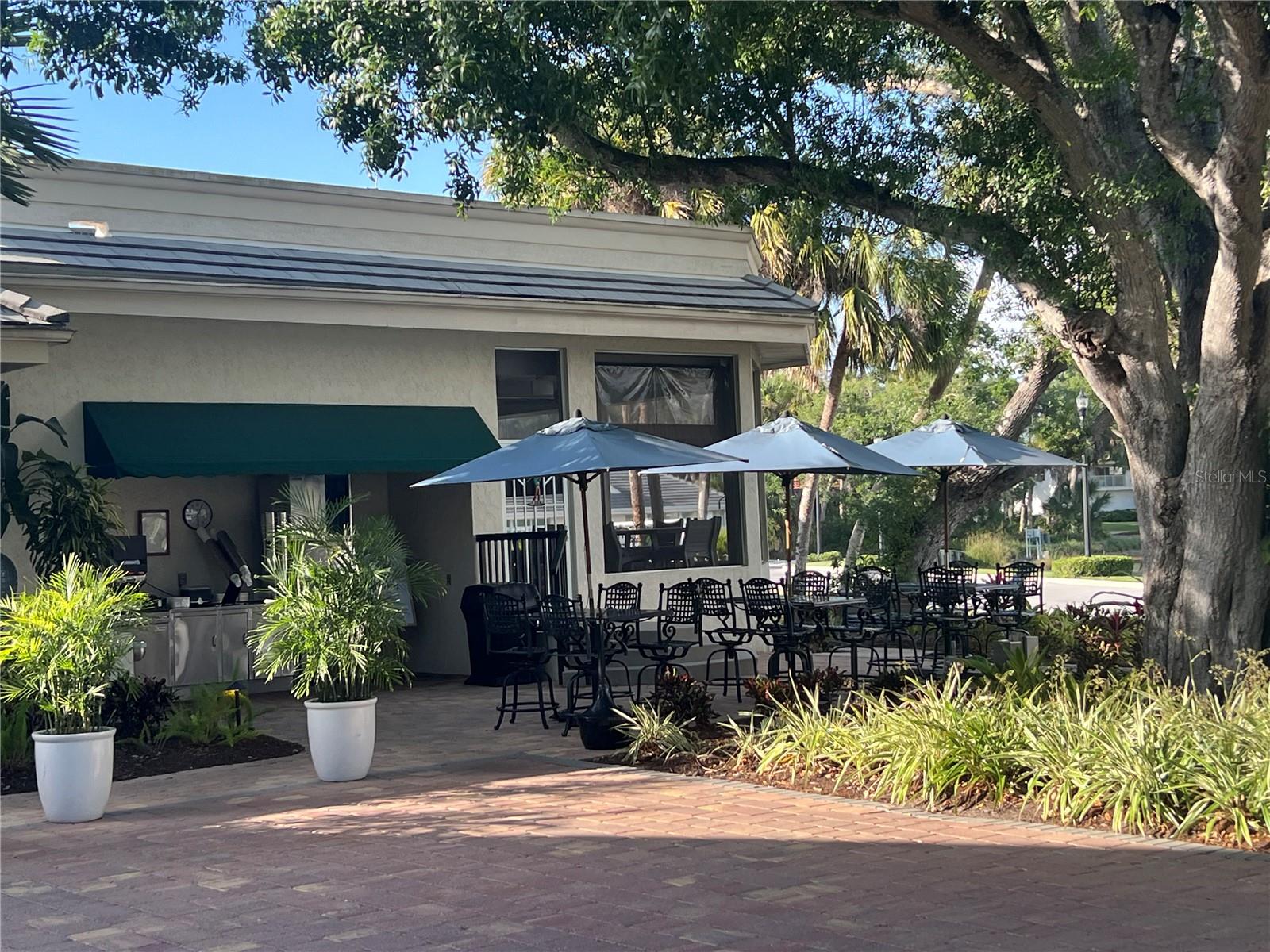 Image 6 of 29 For 360 Cedarbrook Court