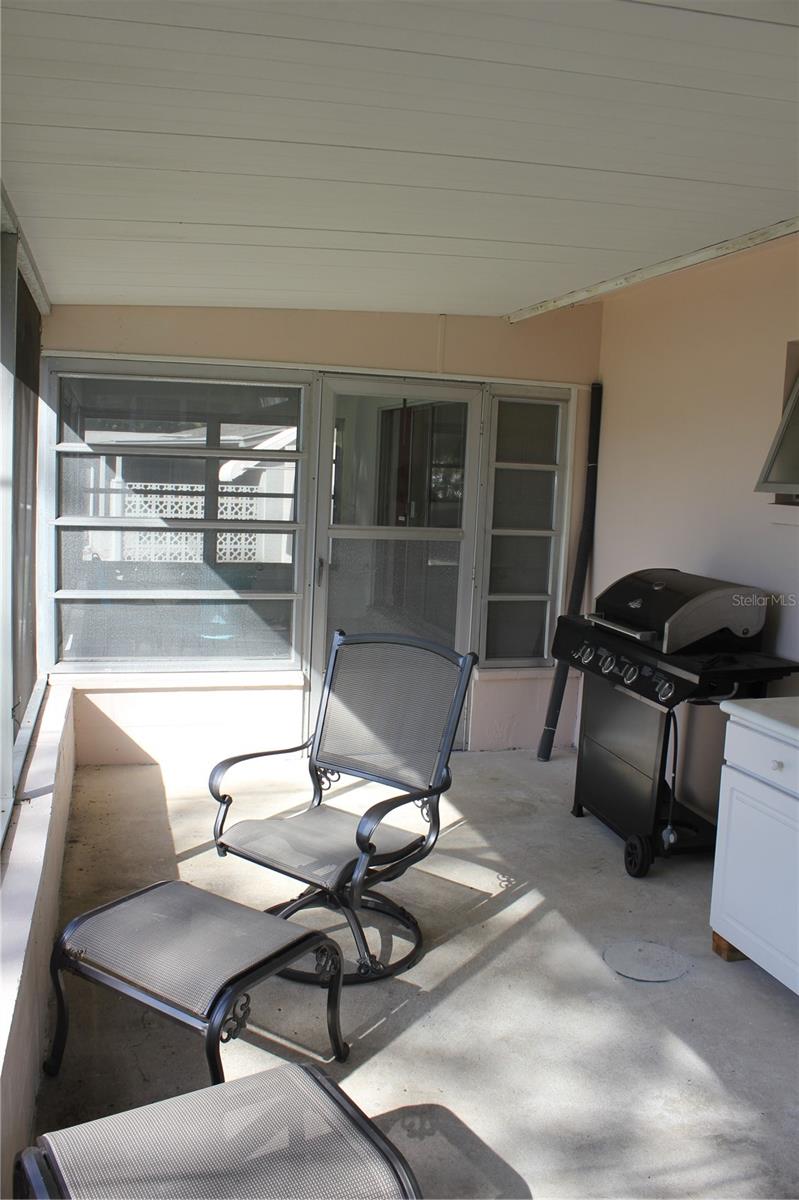 Image 10 of 21 For 2025 Pine Ridge Drive