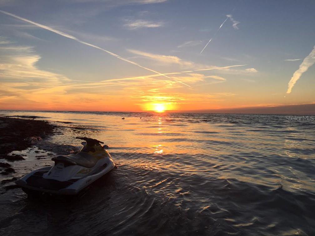 Image 19 of 21 For 2025 Pine Ridge Drive