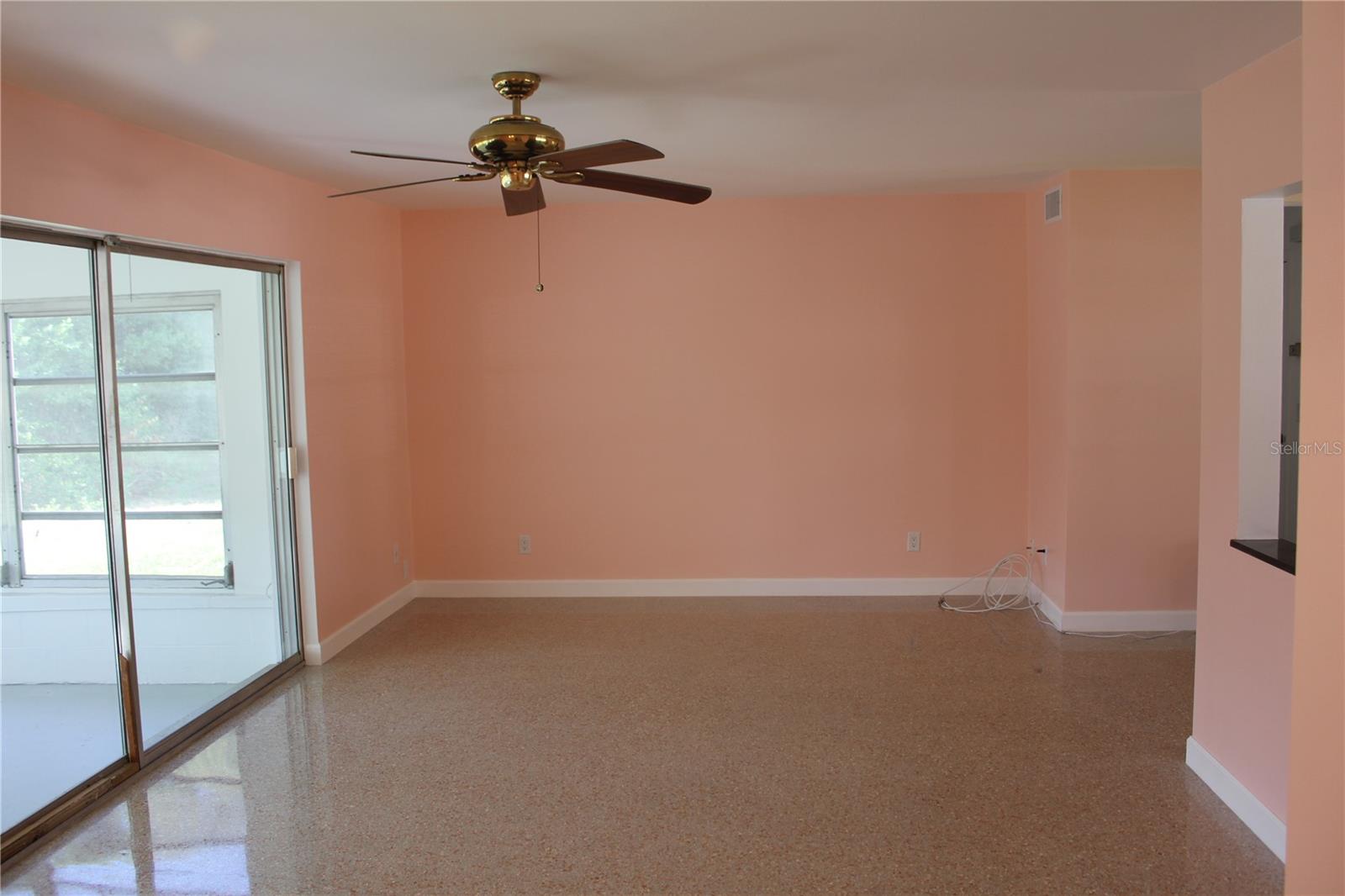 Image 3 of 21 For 2025 Pine Ridge Drive