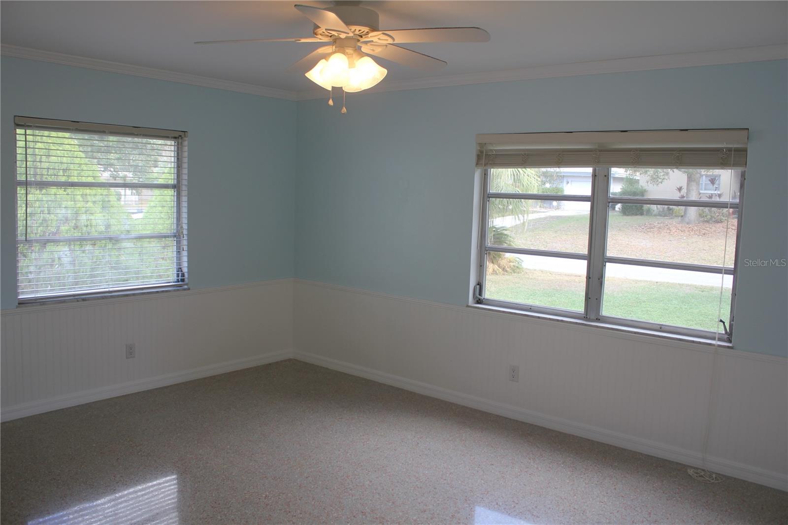 Image 7 of 21 For 2025 Pine Ridge Drive