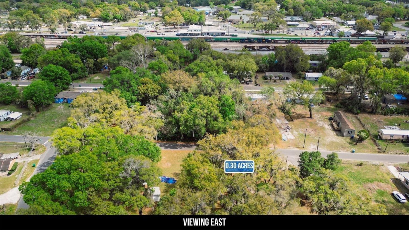 Image 10 of 46 For  Oak St  