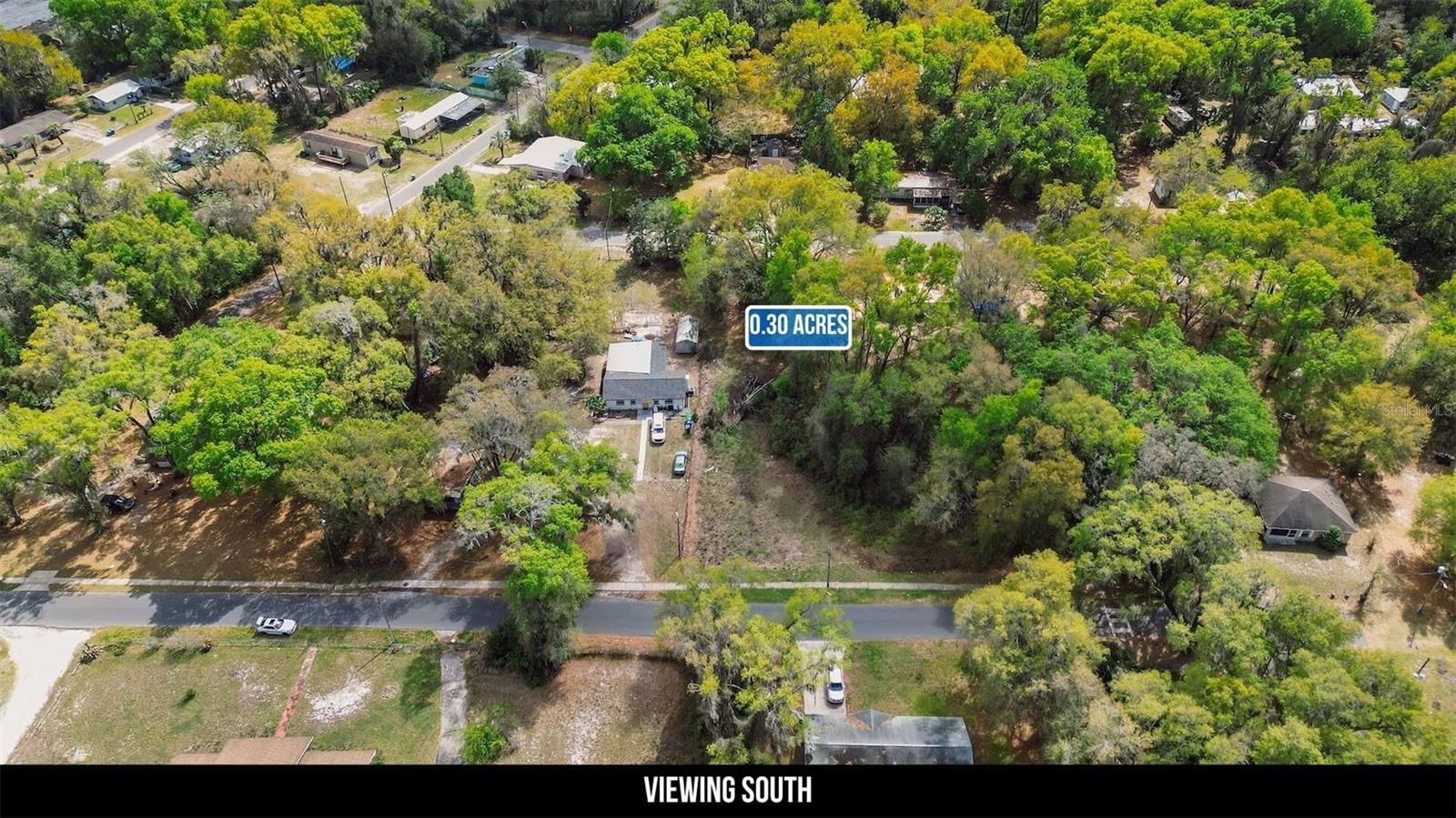 Image 11 of 46 For  Oak St  