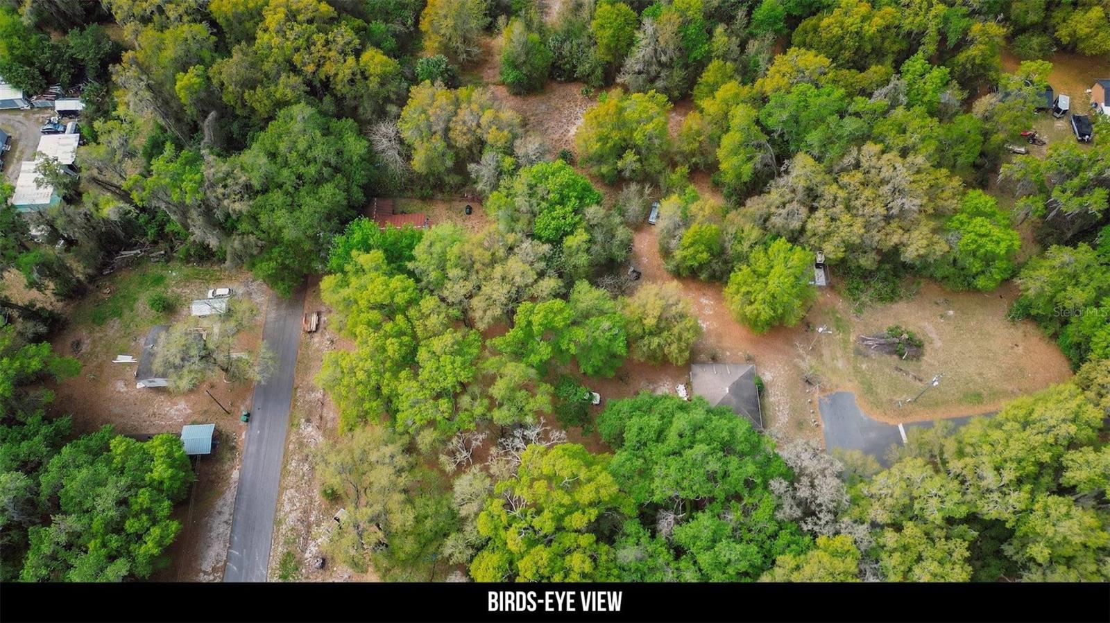 Image 17 of 46 For  Oak St  