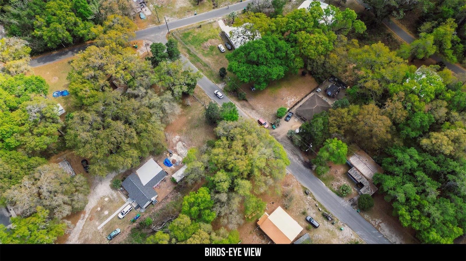 Image 20 of 46 For  Oak St  