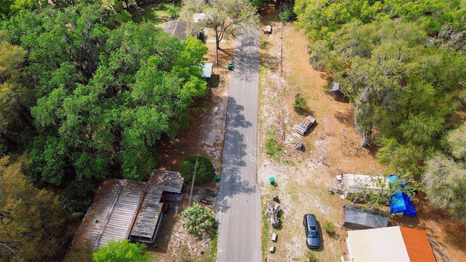 Image 32 of 46 For  Oak St  