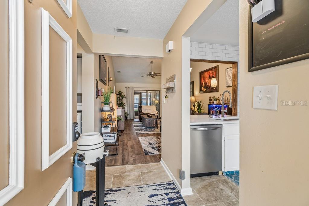 Image 4 of 40 For 4753 Sunny Loop