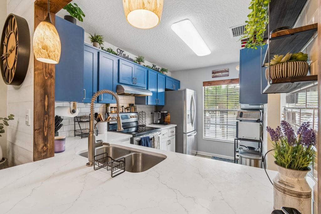 Image 7 of 40 For 4753 Sunny Loop