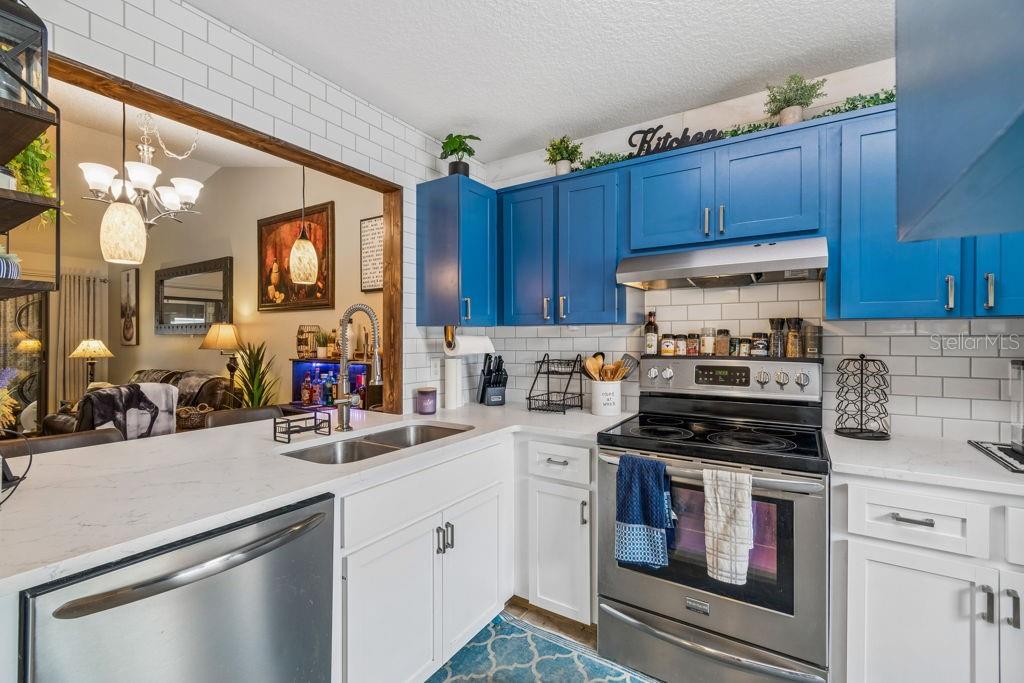 Image 9 of 40 For 4753 Sunny Loop