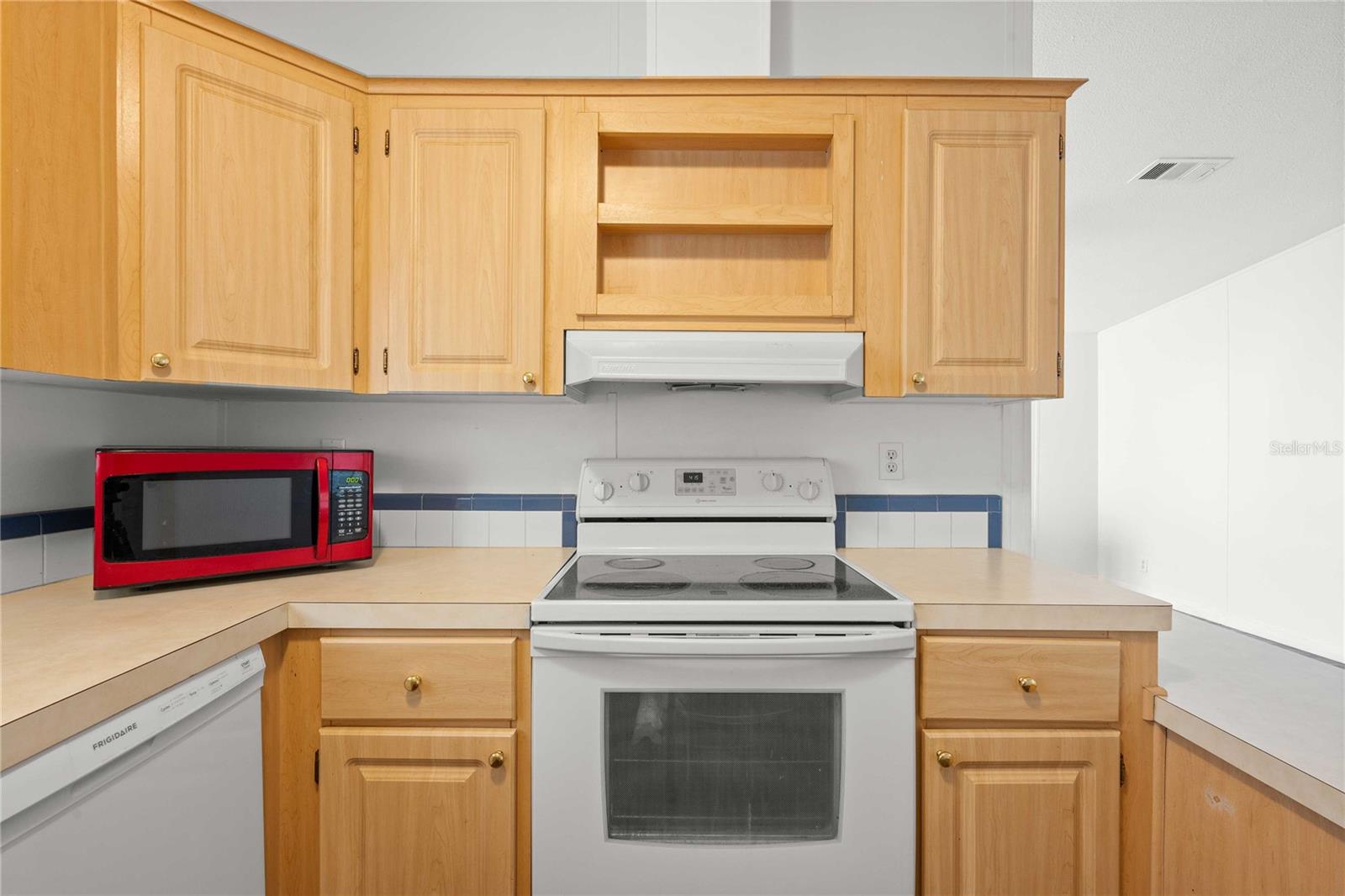 Image 10 of 35 For 3210 Hickory Drive