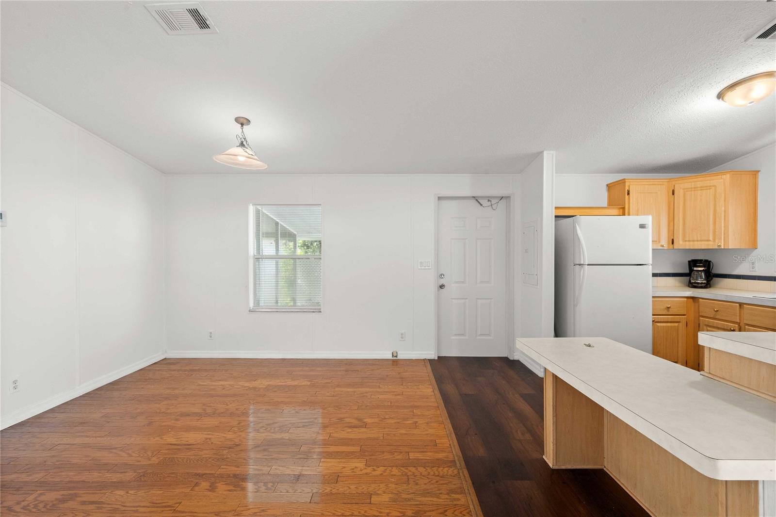 Image 11 of 35 For 3210 Hickory Drive