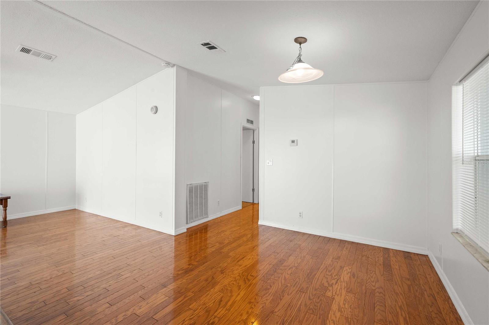 Image 12 of 35 For 3210 Hickory Drive