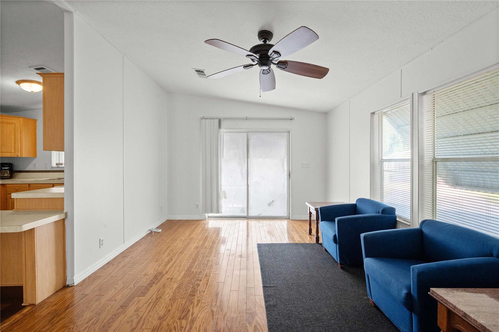 Image 13 of 35 For 3210 Hickory Drive