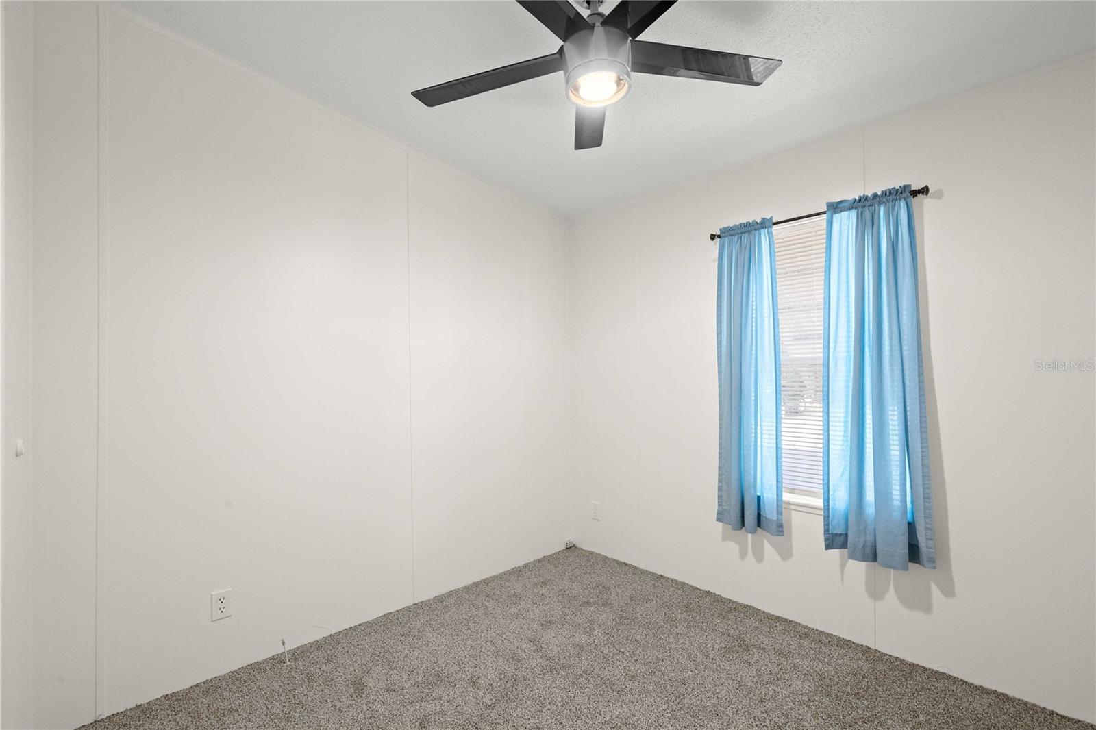 Image 22 of 35 For 3210 Hickory Drive