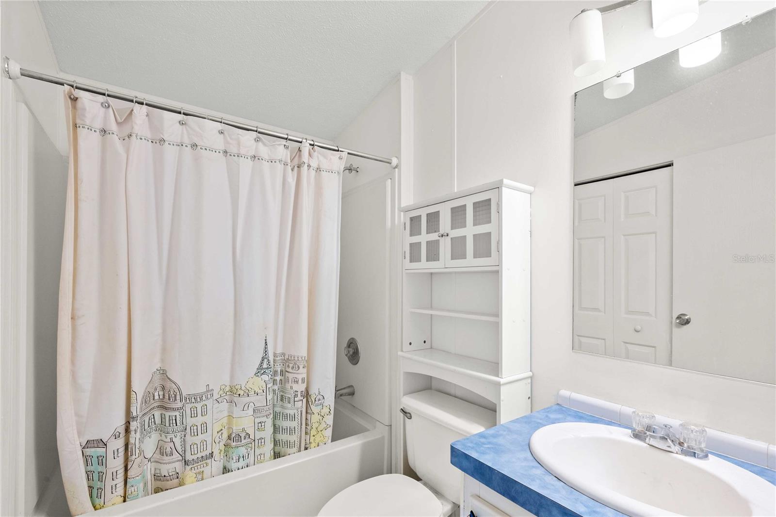 Image 23 of 35 For 3210 Hickory Drive