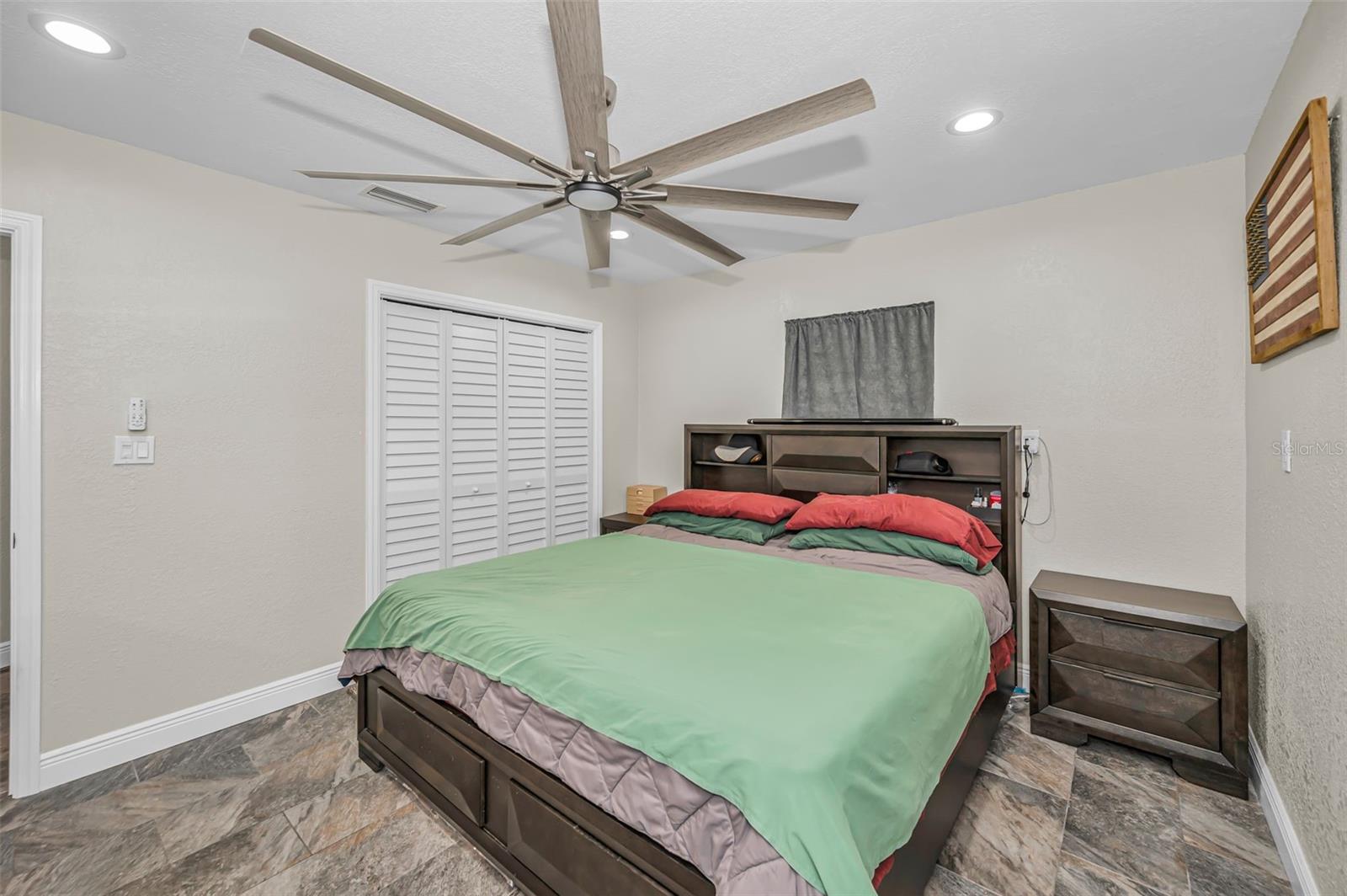 Image 13 of 33 For 5146 Mallett Drive