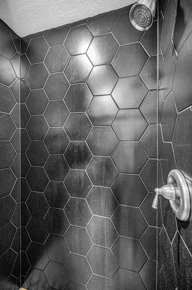 Image 22 of 33 For 5146 Mallett Drive