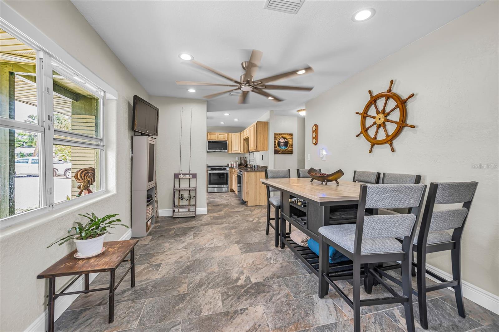 Image 8 of 33 For 5146 Mallett Drive