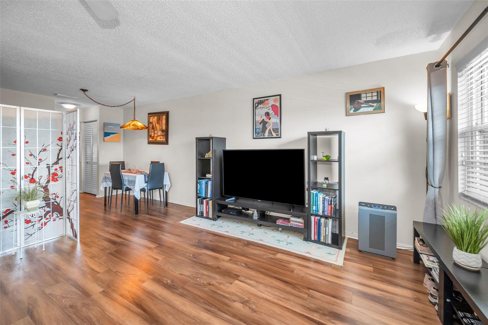 Image 10 of 46 For 5969 Terrace Park Drive N 303