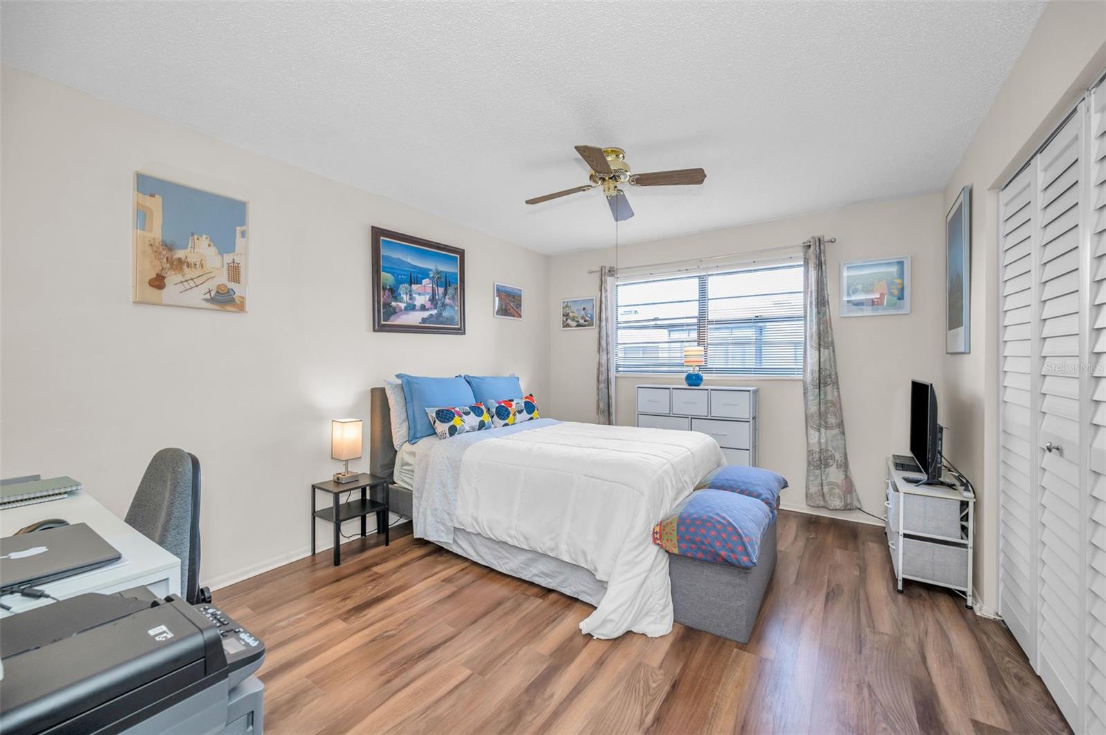 Image 23 of 46 For 5969 Terrace Park Drive N 303