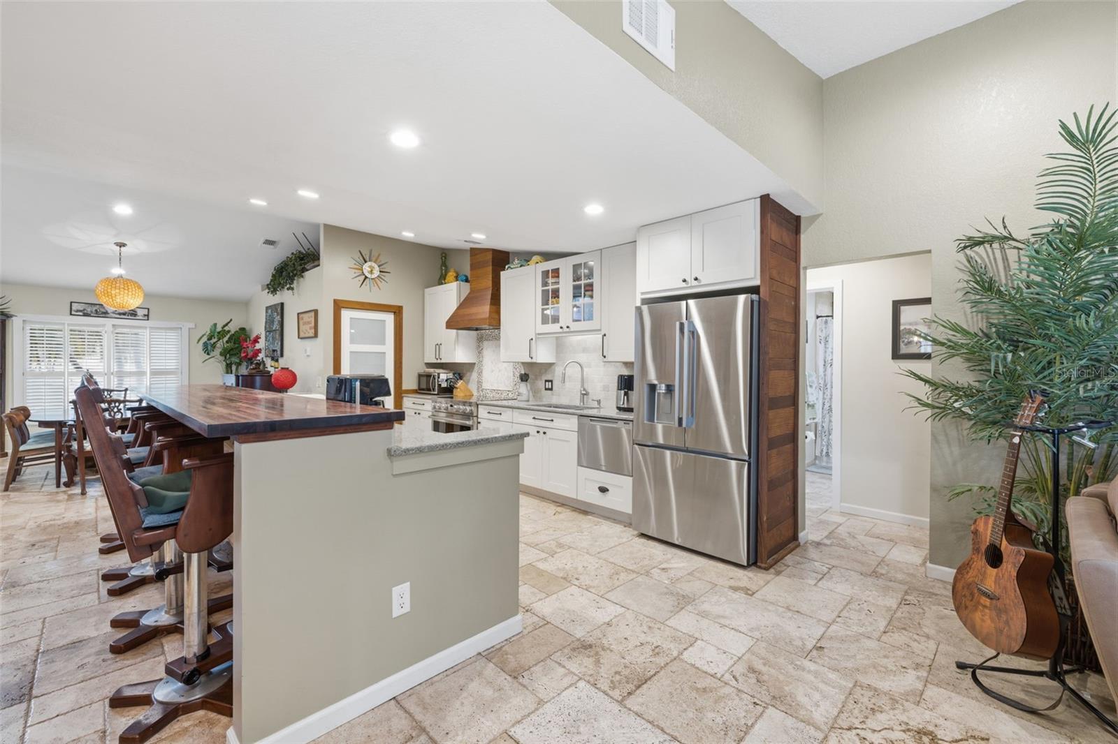 Image 10 of 37 For 10424 Tara Drive