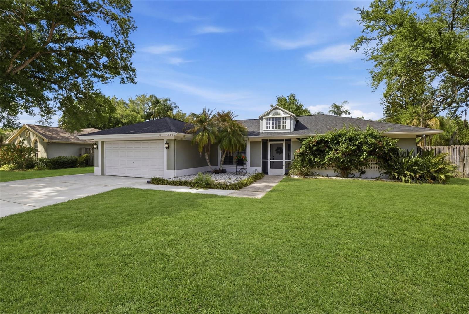 Image 3 of 37 For 10424 Tara Drive