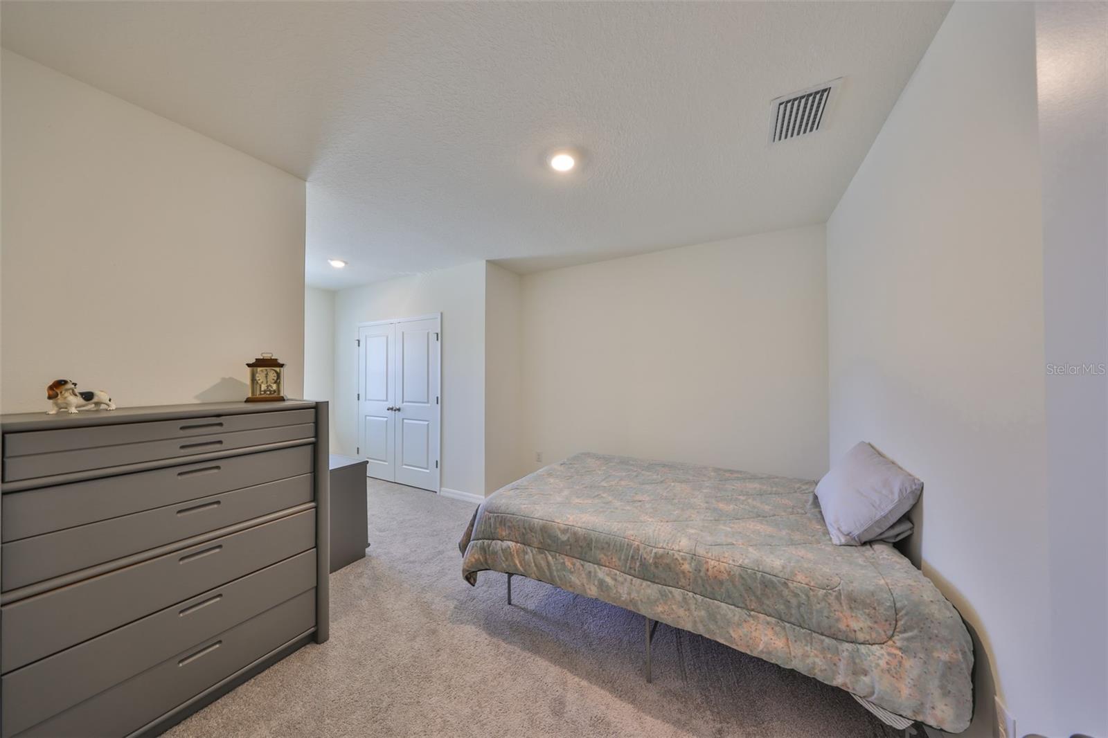 Image 16 of 25 For 1504 Colt Creek Place