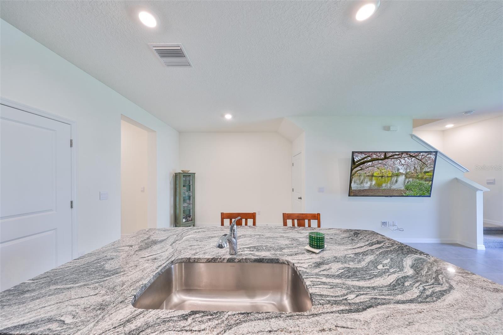 Image 6 of 25 For 1504 Colt Creek Place