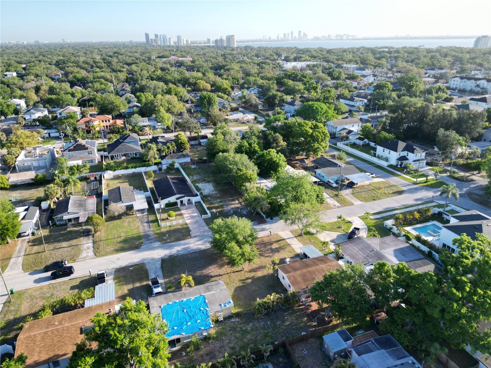 Listing photo id 7 for 3208 Pearl Avenue