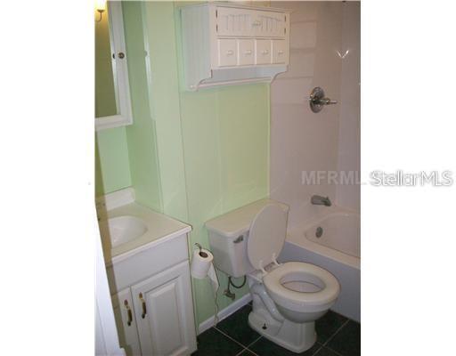 Listing photo id 13 for 3208 Pearl Avenue