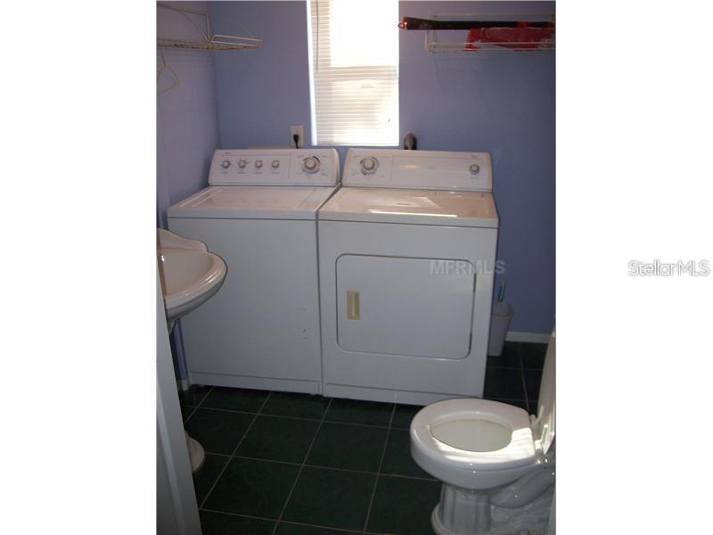 Listing photo id 14 for 3208 Pearl Avenue