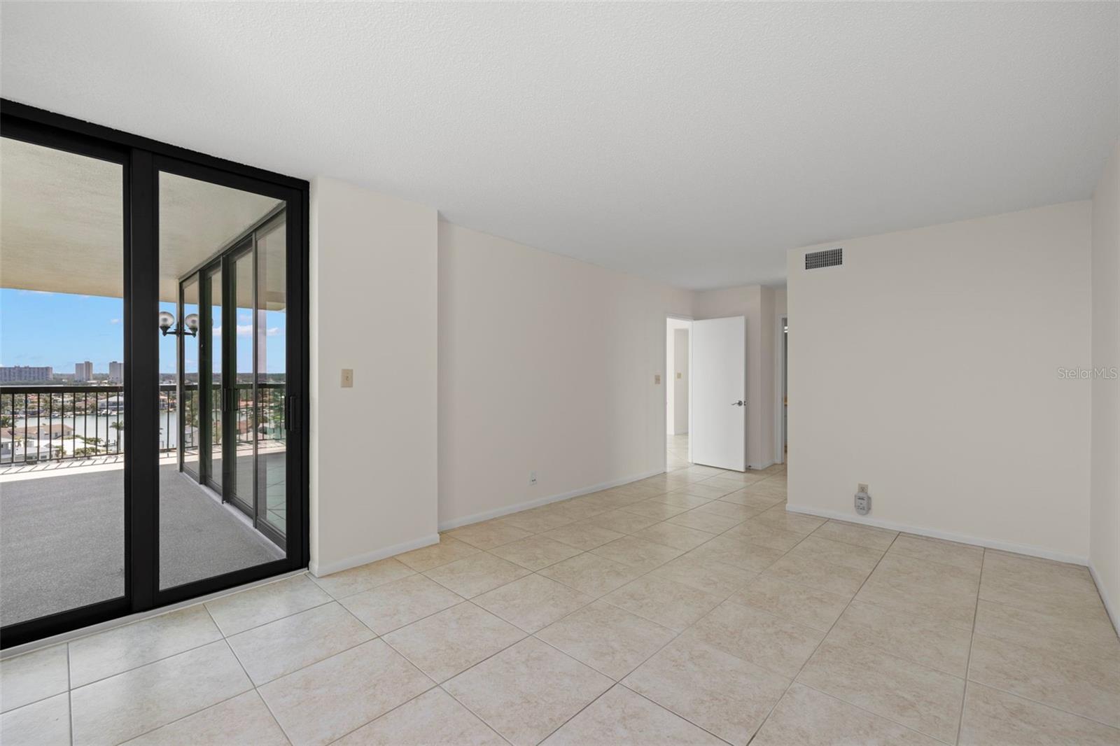 Image 15 of 64 For 9425 Blind Pass Road 1008