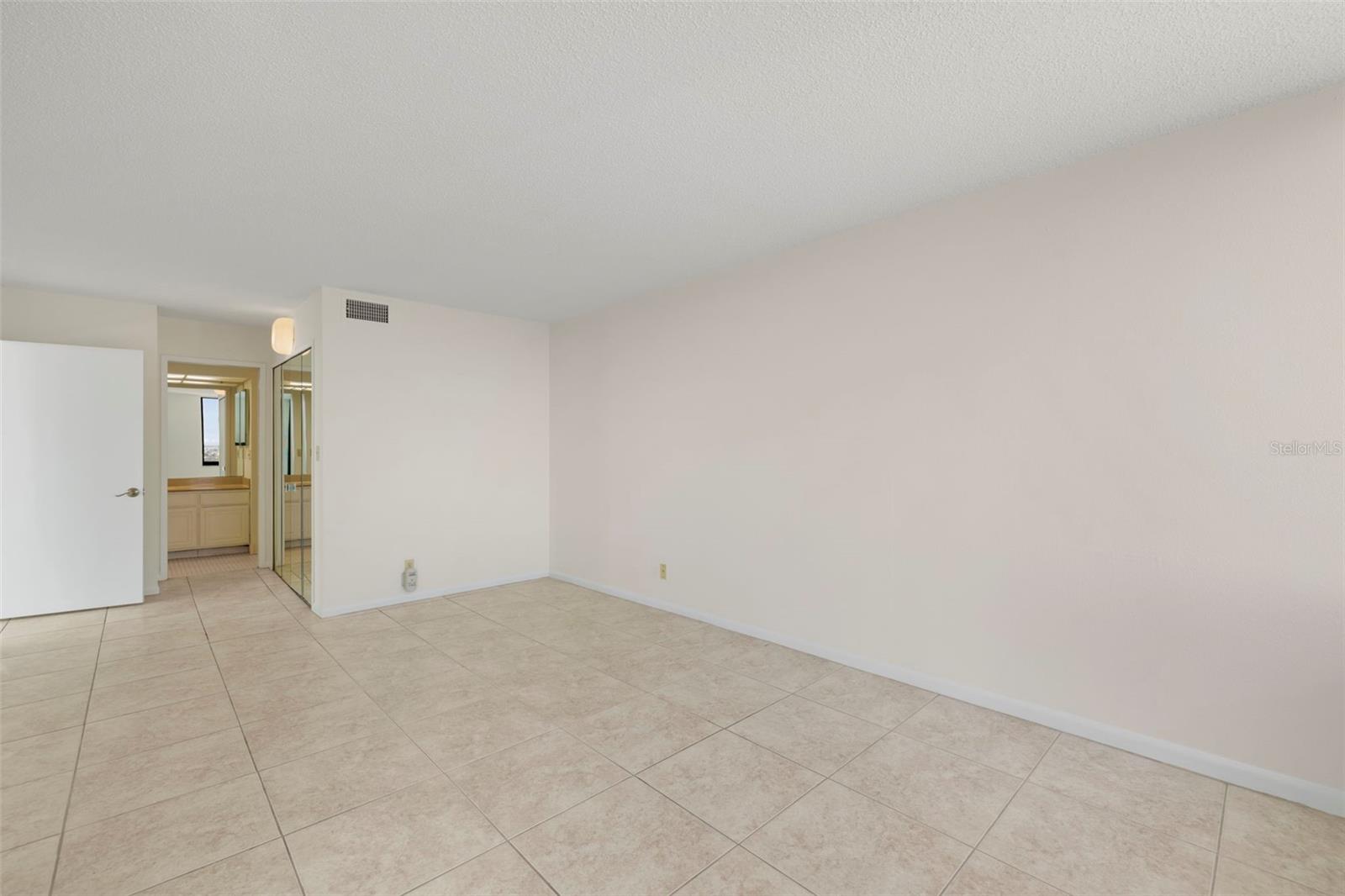 Image 16 of 64 For 9425 Blind Pass Road 1008