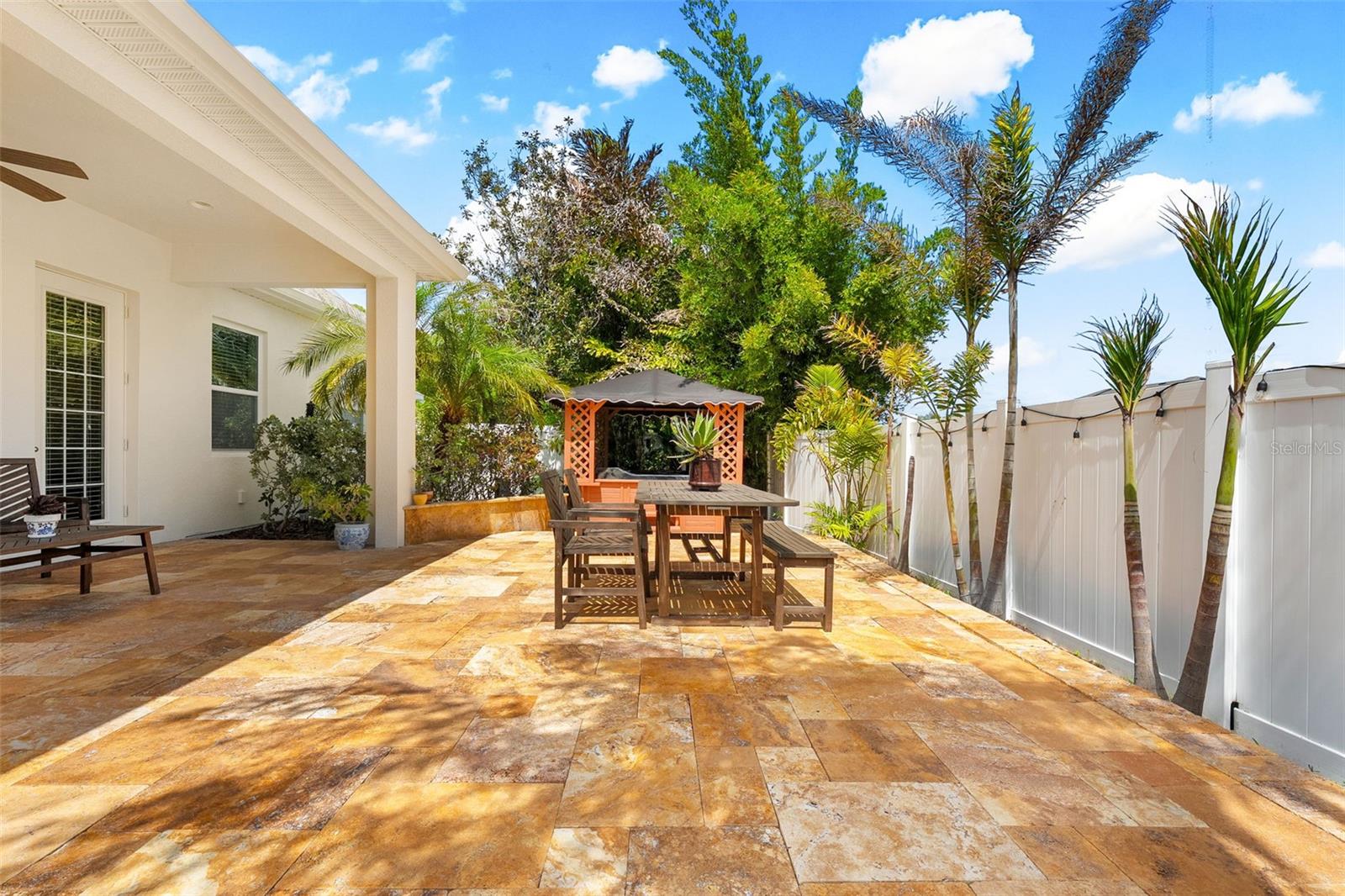 Listing photo id 45 for 8115 Champions Forest Way