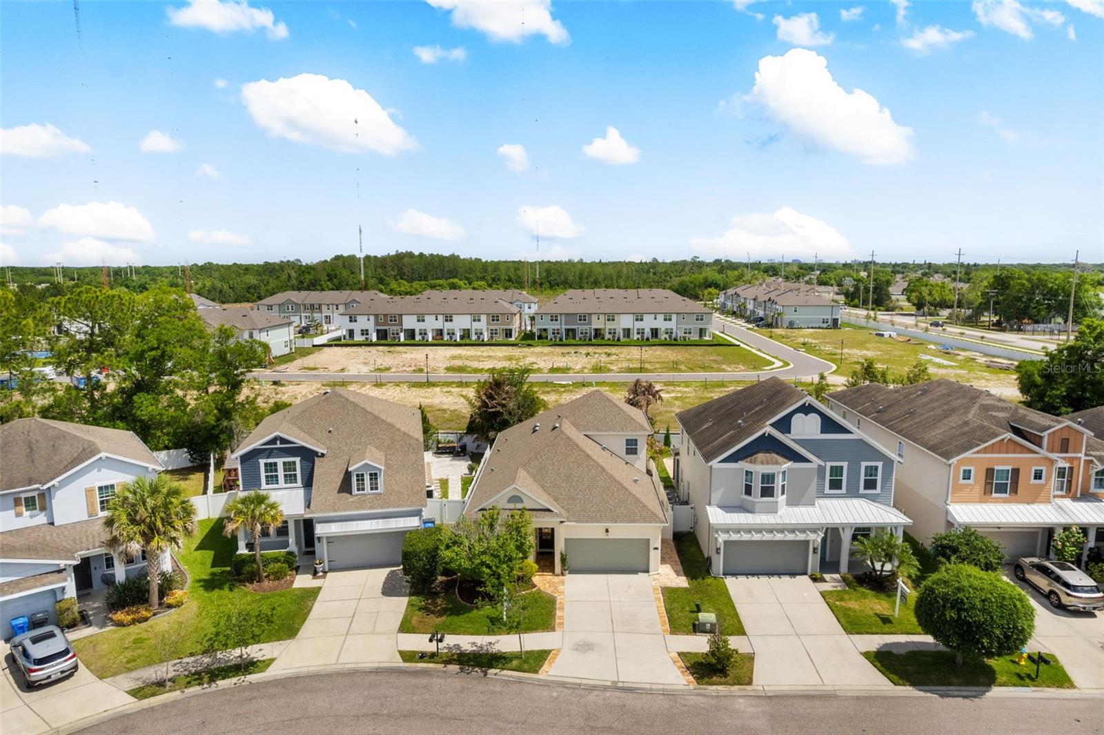 Listing photo id 53 for 8115 Champions Forest Way