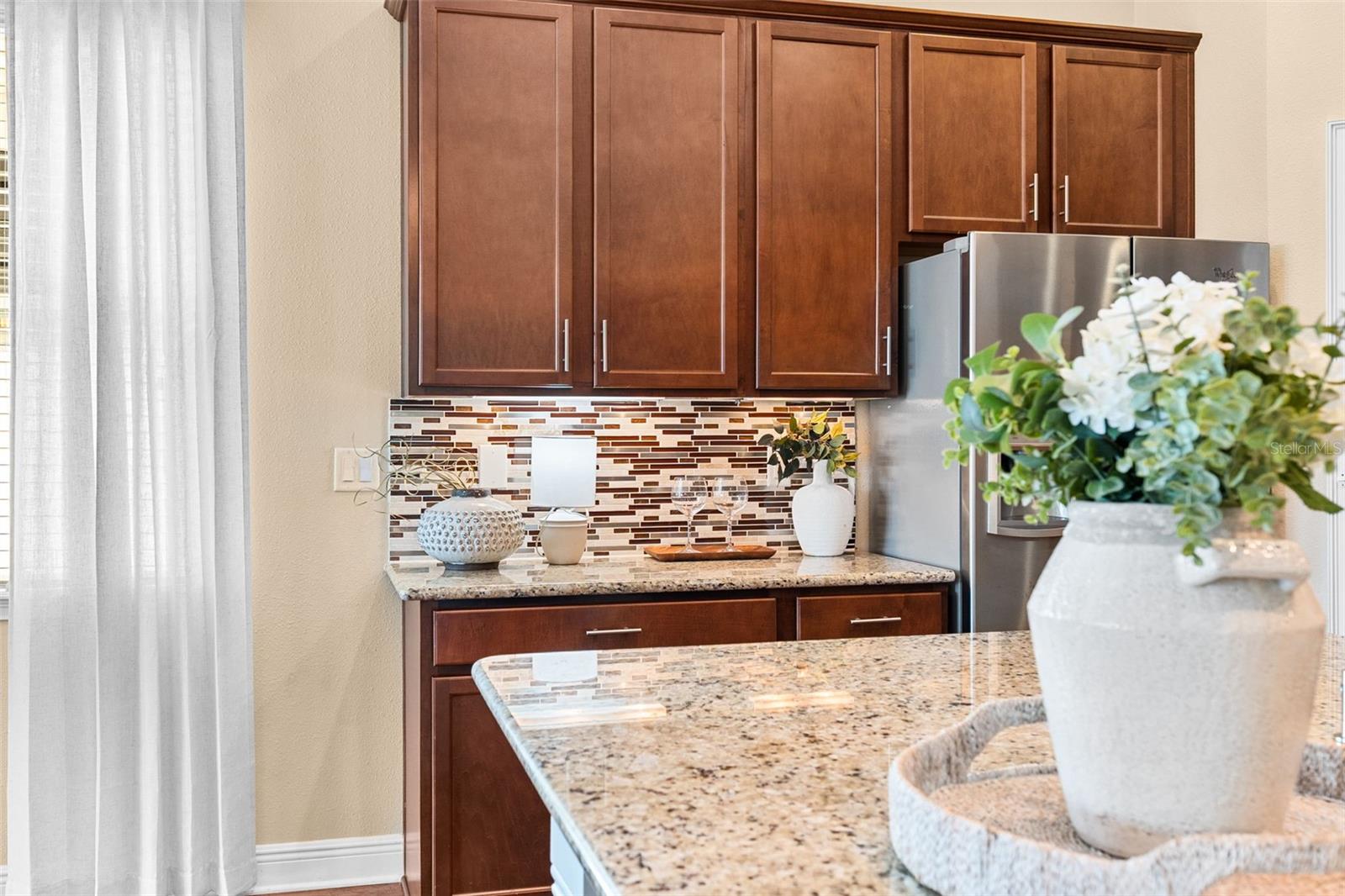 Listing photo id 6 for 8115 Champions Forest Way