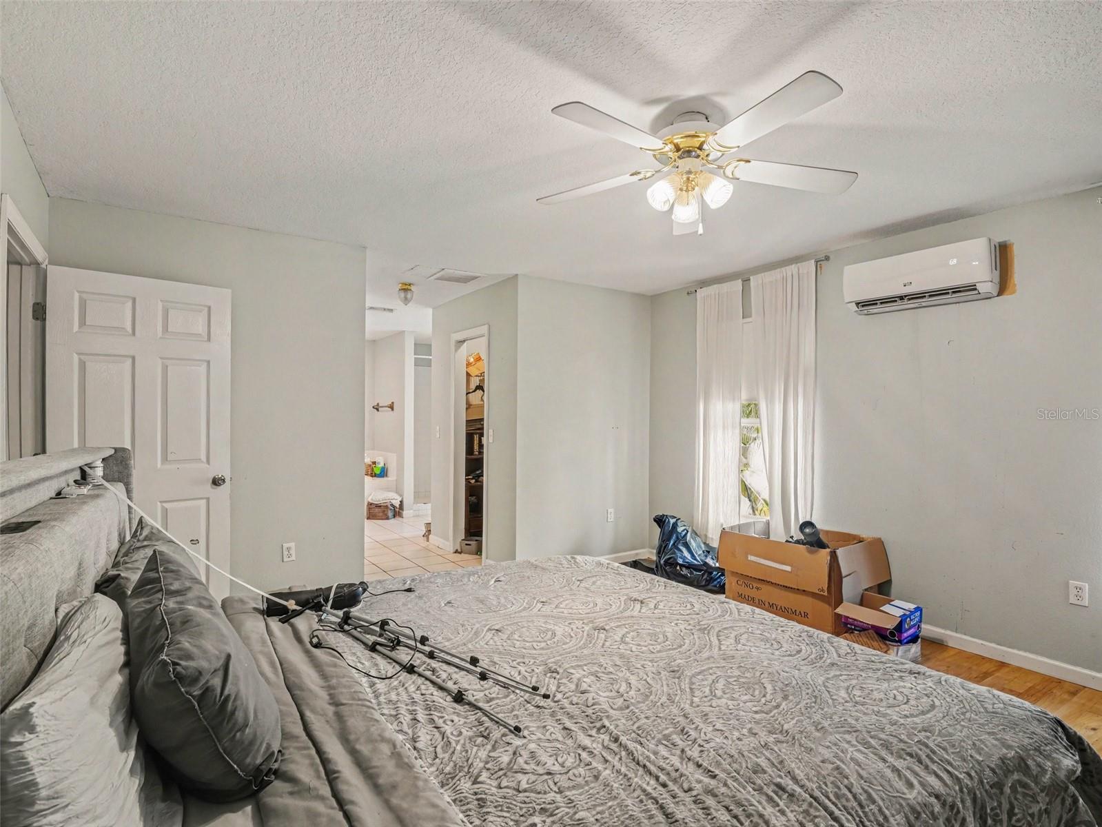 Image 21 of 39 For 1740 Bayshore Drive