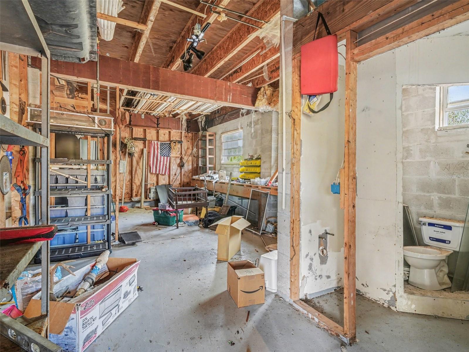 Image 30 of 39 For 1740 Bayshore Drive