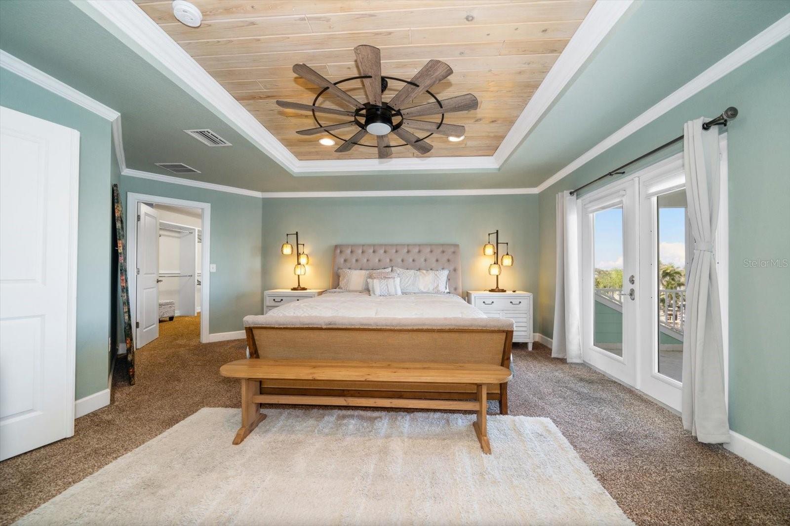 Image 19 of 70 For 478 Harbor Drive S