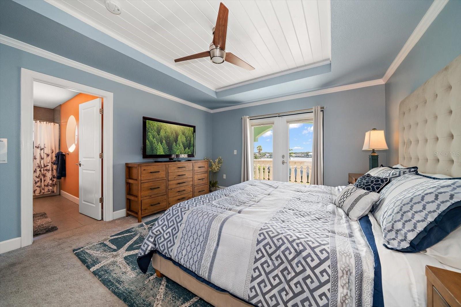 Image 30 of 70 For 478 Harbor Drive S