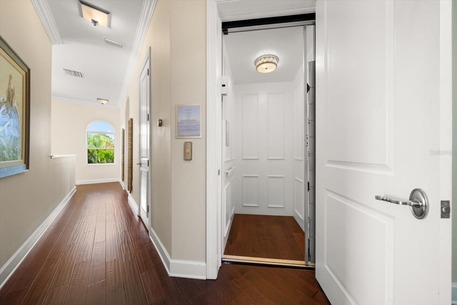 Image 36 of 70 For 478 Harbor Drive S