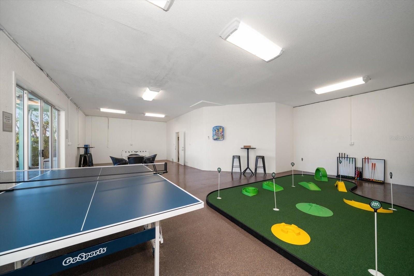 Image 47 of 70 For 478 Harbor Drive S