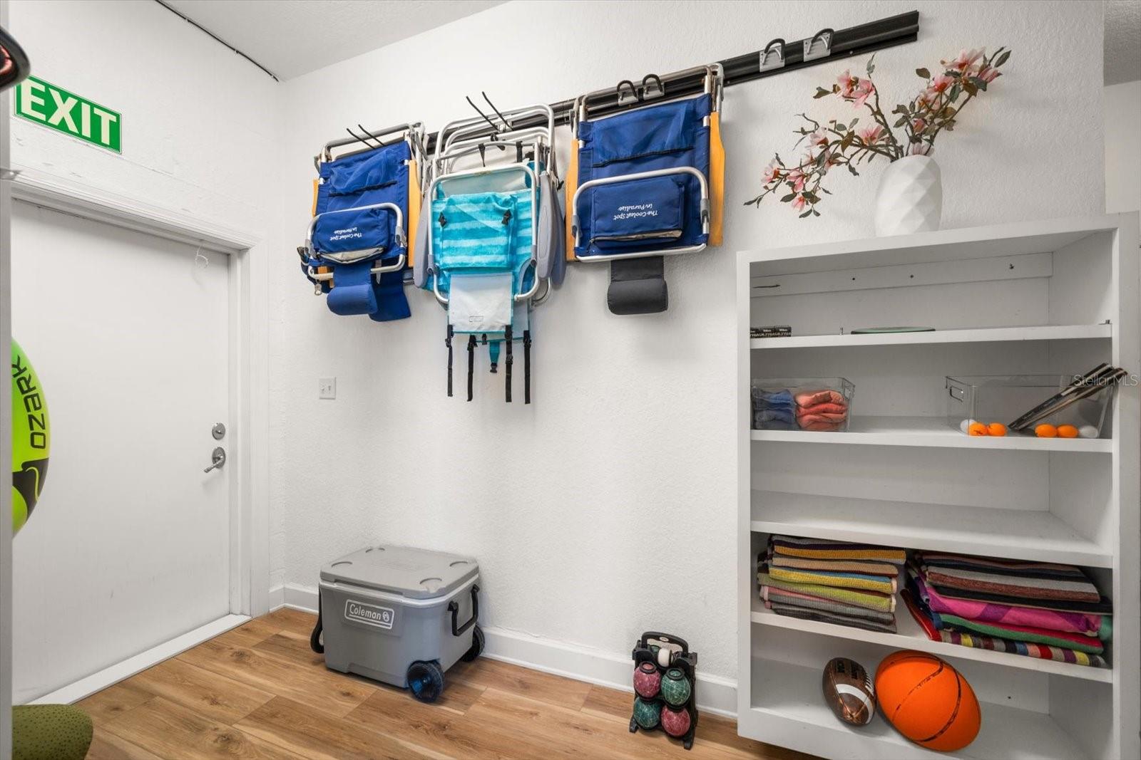 Image 49 of 70 For 478 Harbor Drive S