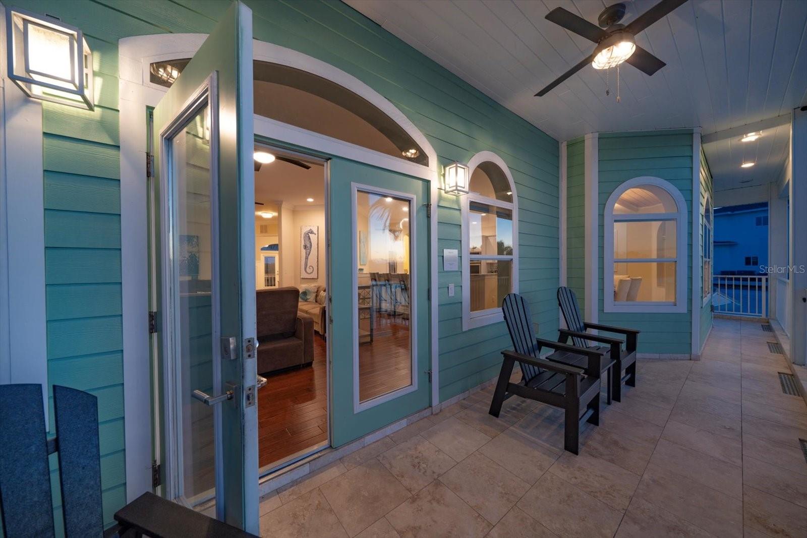 Image 5 of 70 For 478 Harbor Drive S