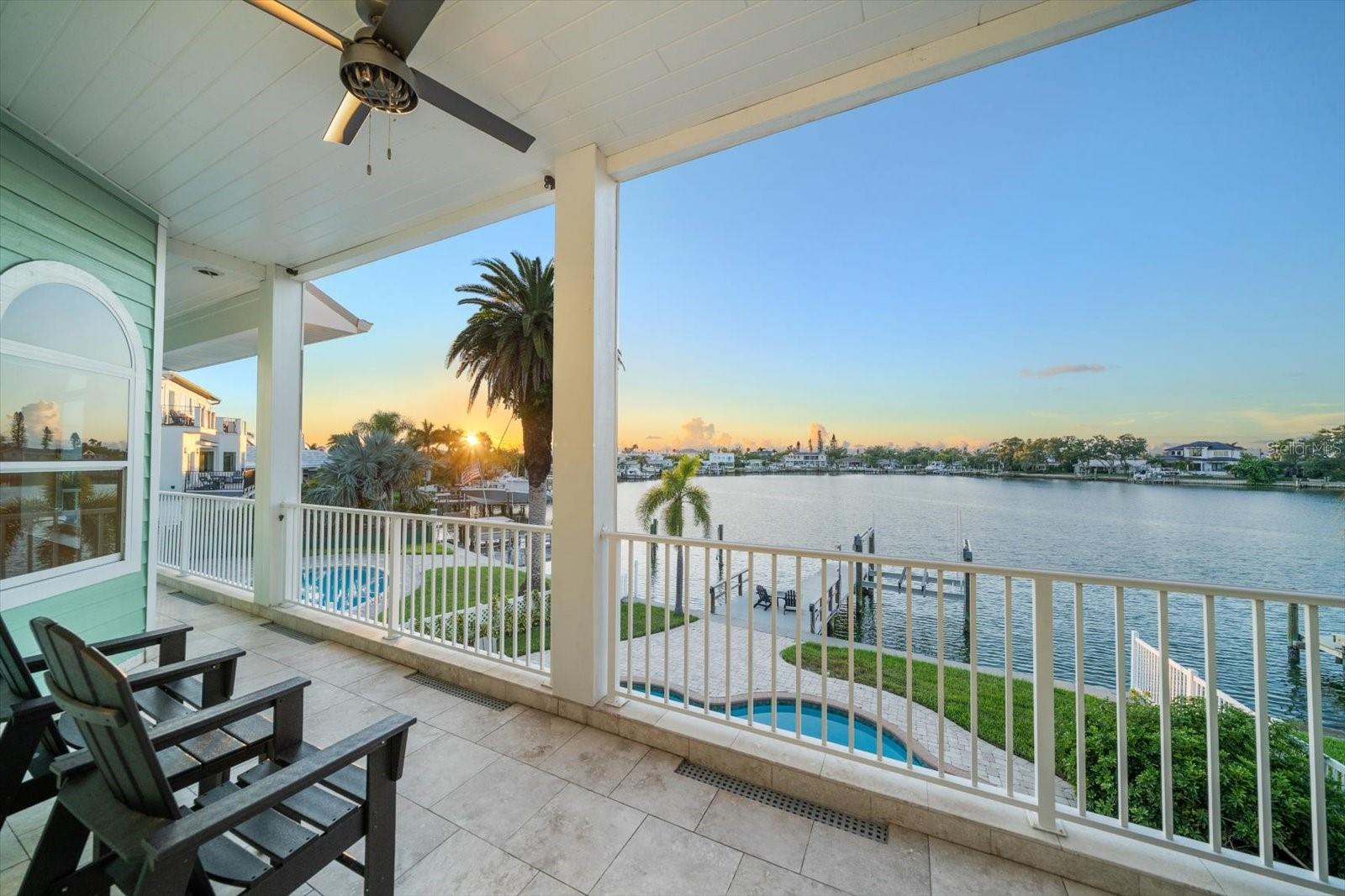 Image 52 of 70 For 478 Harbor Drive S