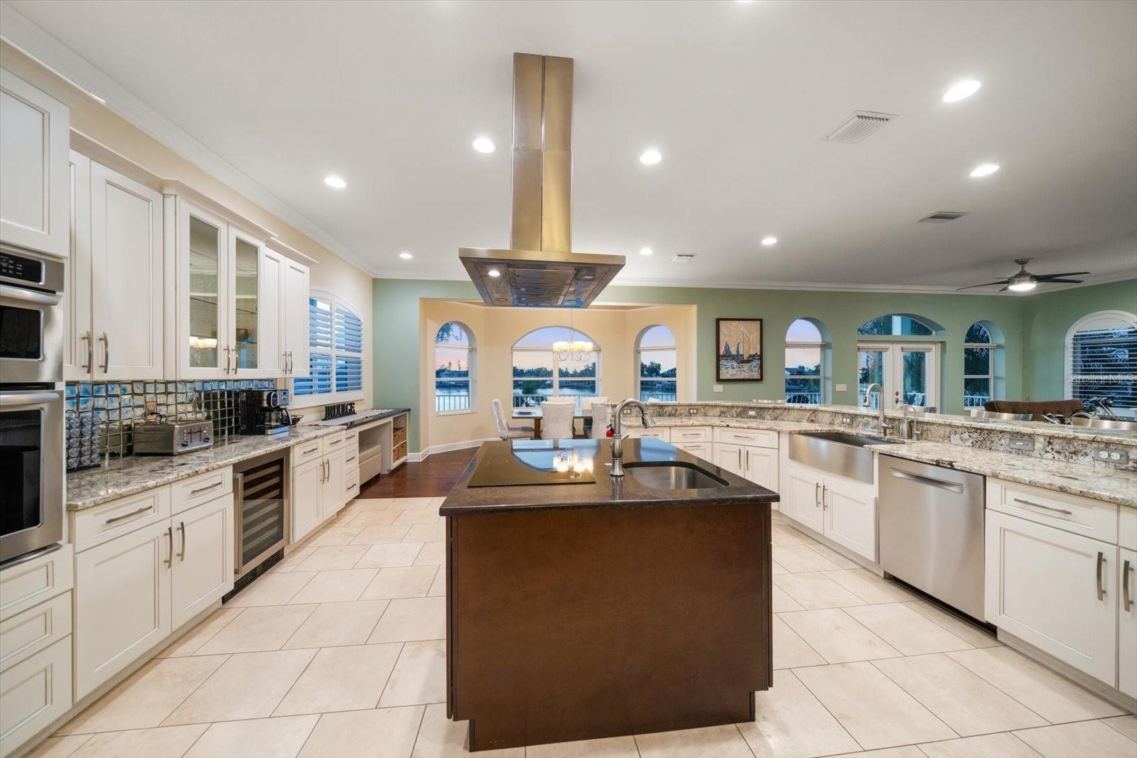 Image 8 of 70 For 478 Harbor Drive S