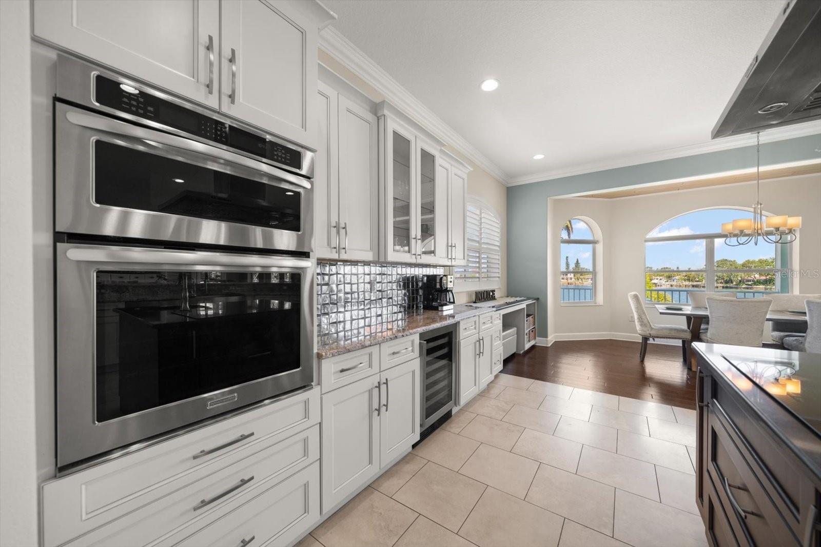 Image 9 of 70 For 478 Harbor Drive S