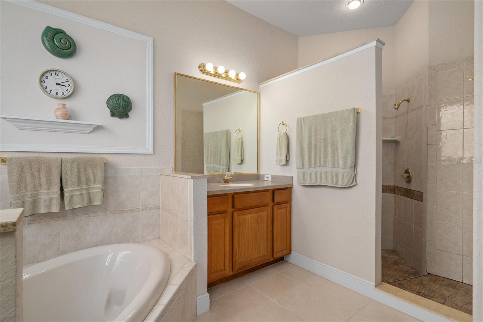 Image 27 of 77 For 21133 Marsh Hawk Drive