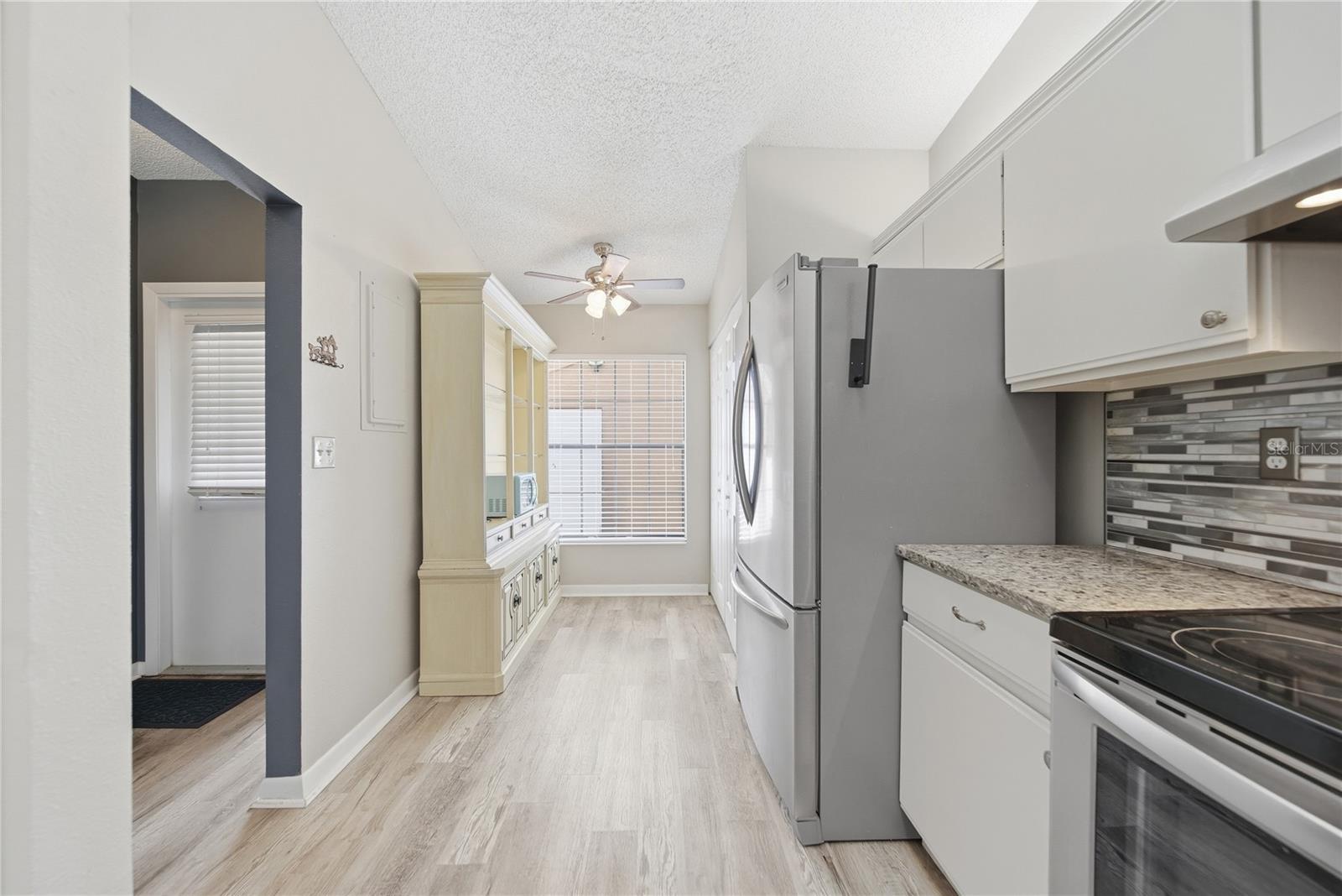 Image 11 of 28 For 3135 Charter Club Drive B