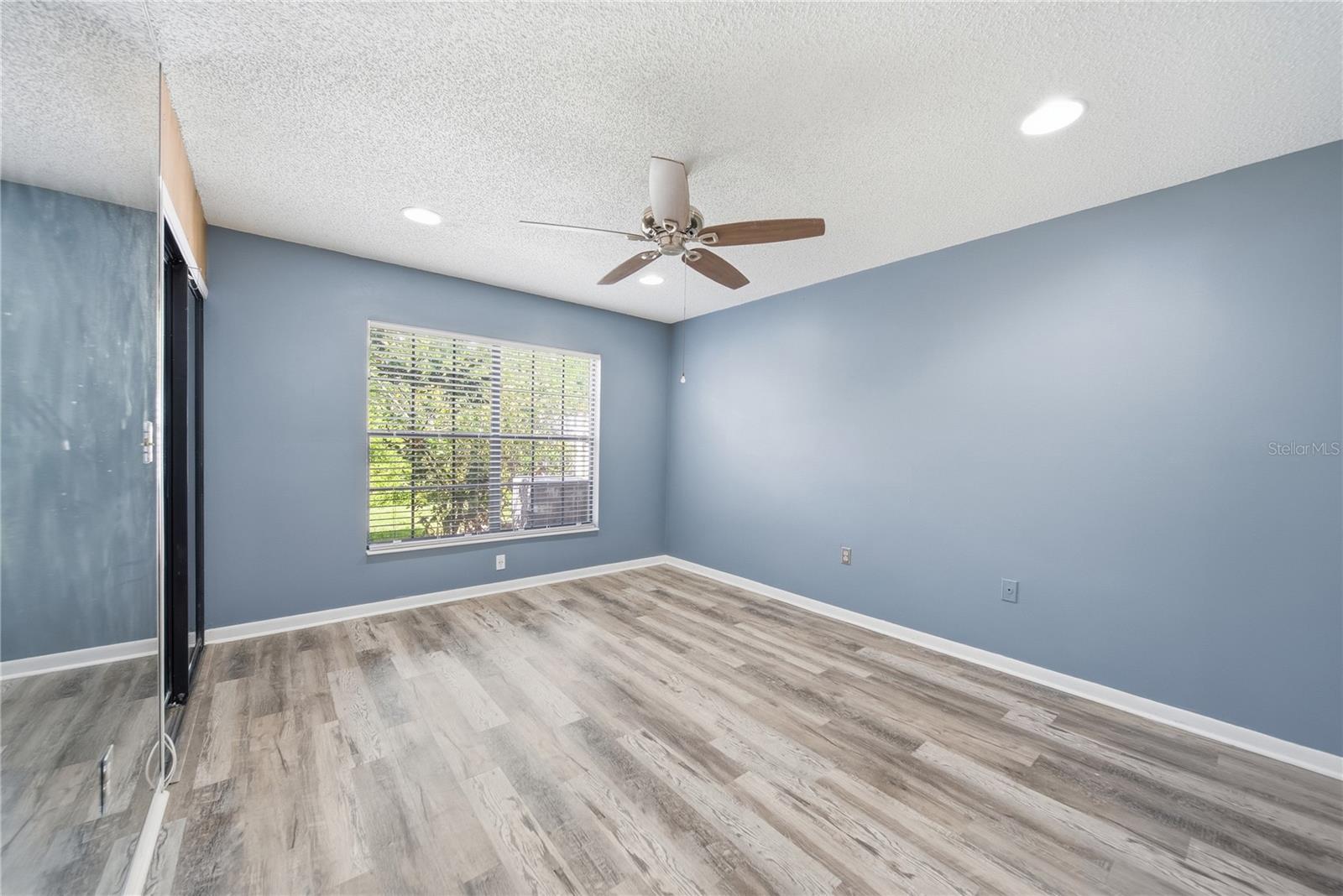 Image 16 of 28 For 3135 Charter Club Drive B